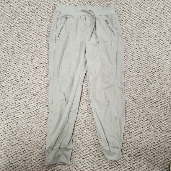 Athleta Trekkie North High Rise Jogger in Khaki Tan Sand Size 6 Pockets - Picture 1 of 4